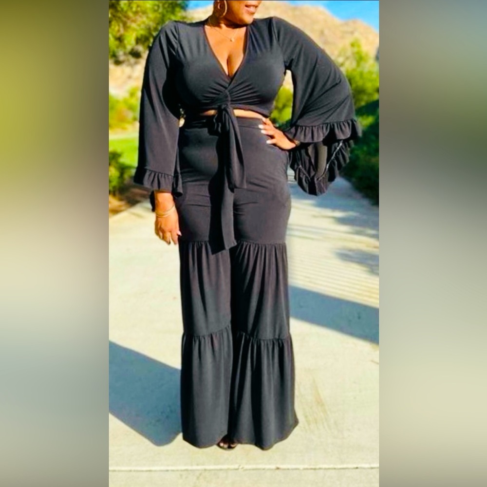 Ruffled 2pc Set